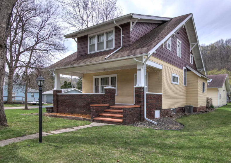 Spring Valley, Wis. house